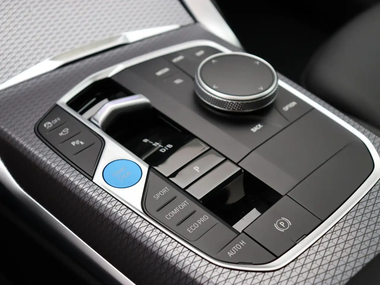 BMW i4 2026 — фото 11