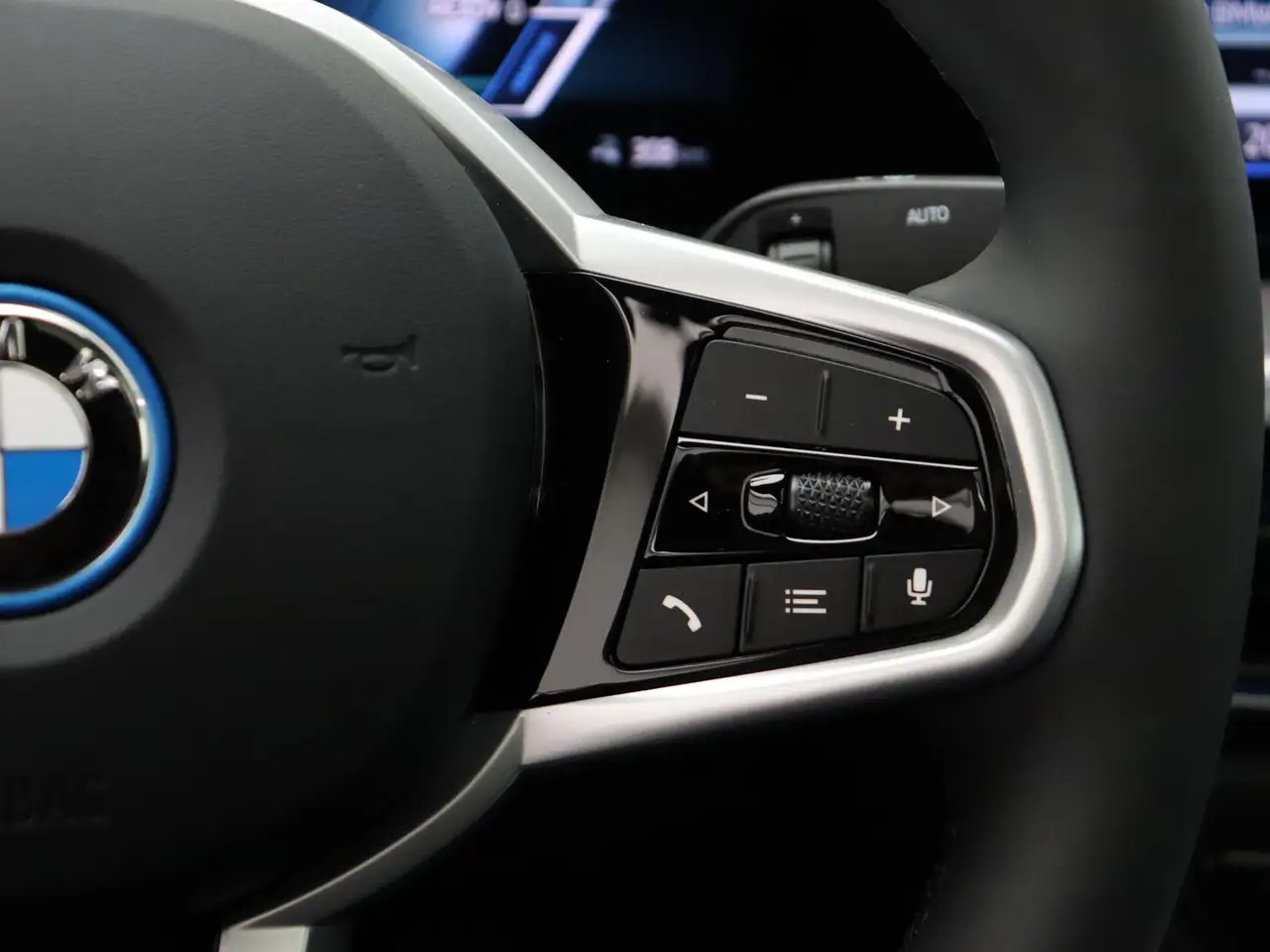 BMW i4 2026 — фото 14