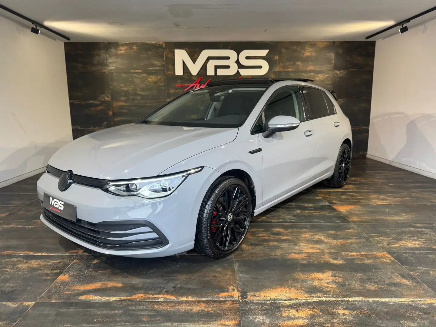 Volkswagen Golf 1.5TSI *PANO *LED INT *AUTO * IQ-LIGHT *CAMERA Gris - 1