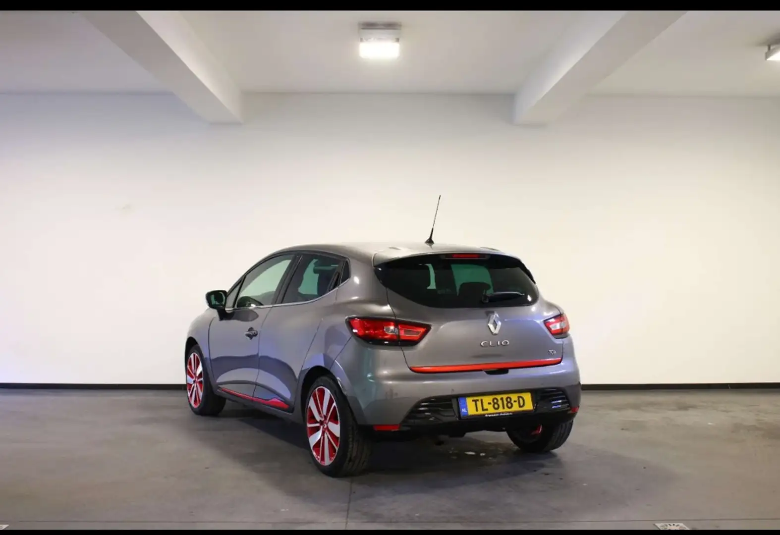 Renault Clio 0.9 TCe Dynamique Grijs - 2