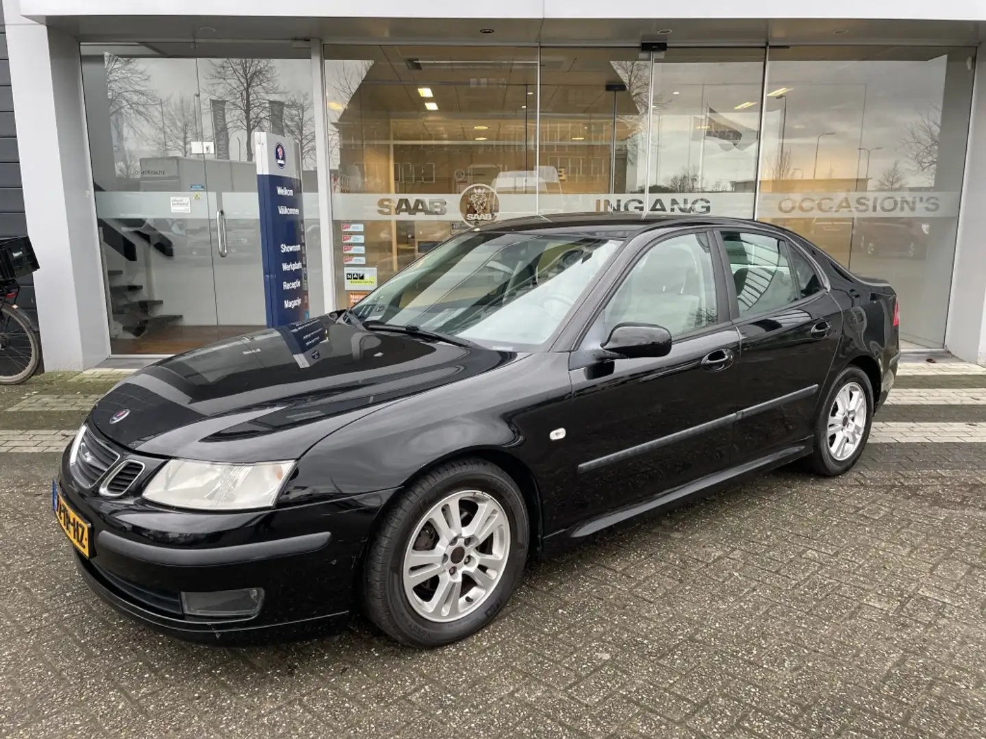 Saab 9-3 Sport Sedan 1.9 TiD 150pk Vector Schwarz - 1