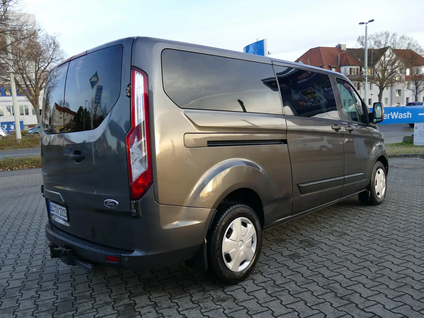 Ford Tourneo Custom 2.0 TDCi AT 185 L1 Titanium MY21. Navi. Xenon. Grau - 2