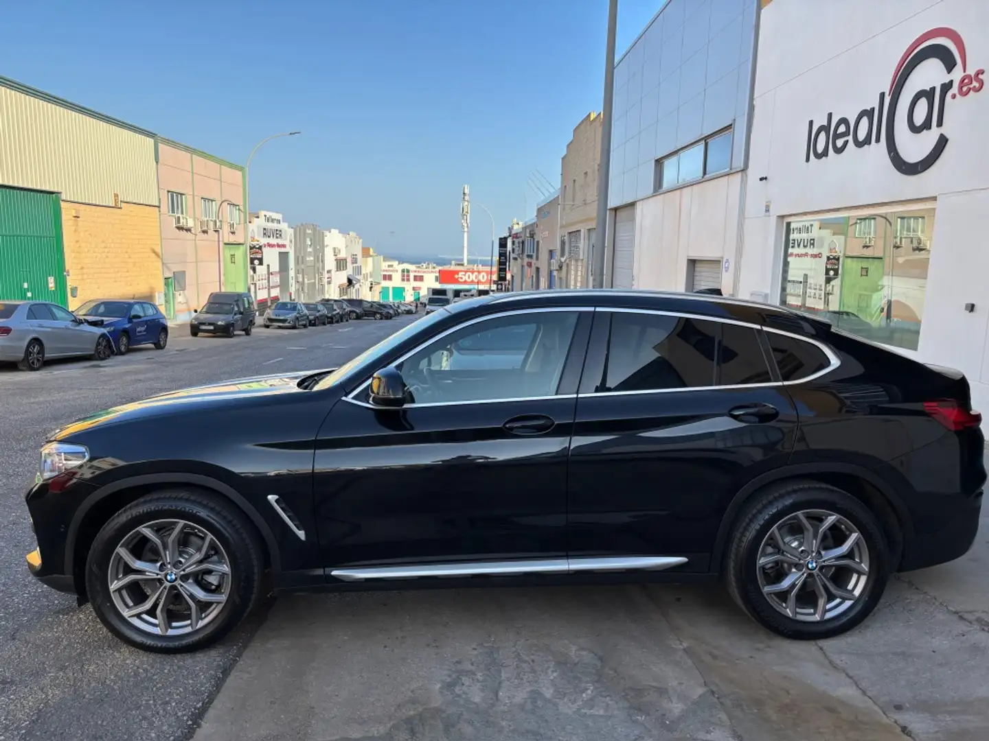 BMW X4 xDrive 20dA Noir - 2