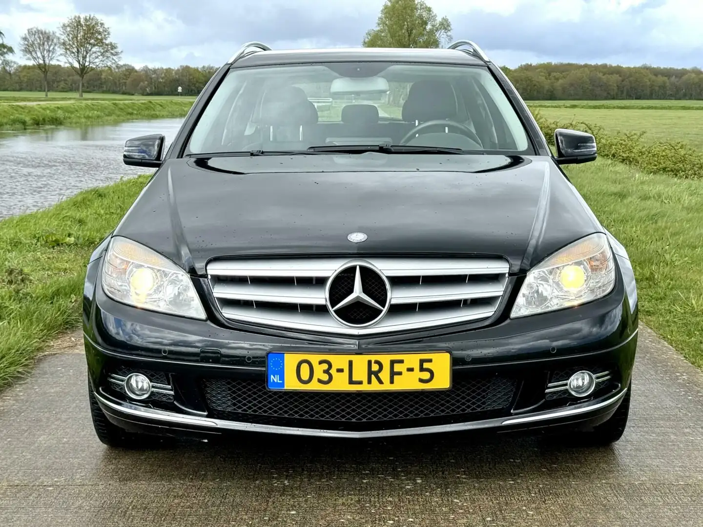 Mercedes-Benz C 180 Estate CGI | Xenon | Navi | PDC | Aut Noir - 2