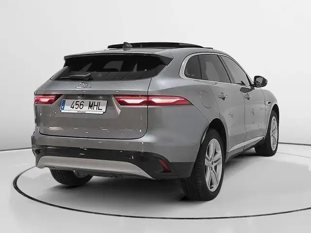 Jaguar F-Pace SE