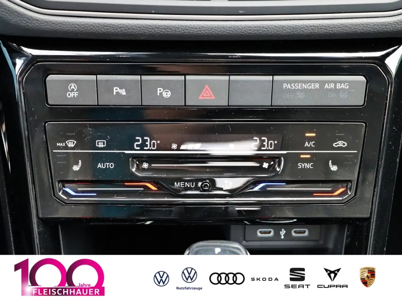 Volkswagen T-Cross R-Line 1.5 TSI DSG VK40.600,- EUR SHZ PDCv+h ACC 13