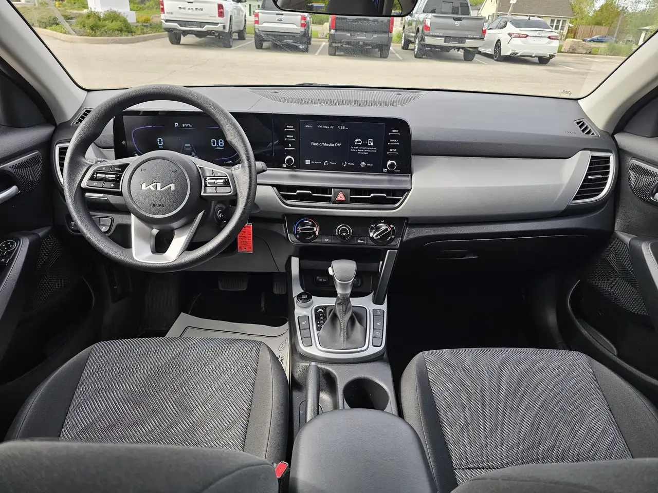 Kia Seltos снимка Kia Seltos