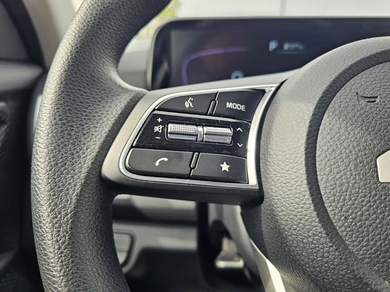 Kia Seltos снимка Kia Seltos
