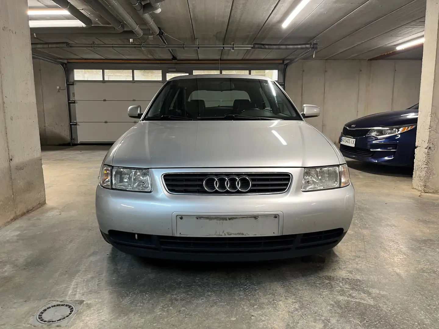 Audi A3 A3 1.6 Ambiente - Airco - 130 000 km! Gris - 2