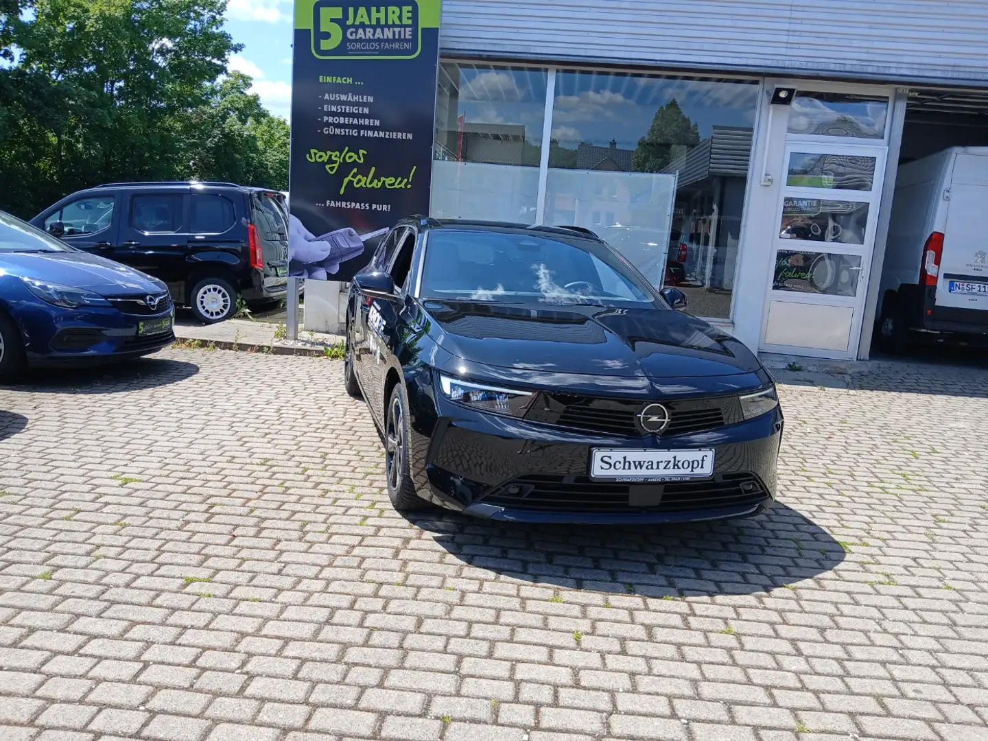 Opel Astra L Sports Tourer 1.5 D Schwarz - 2