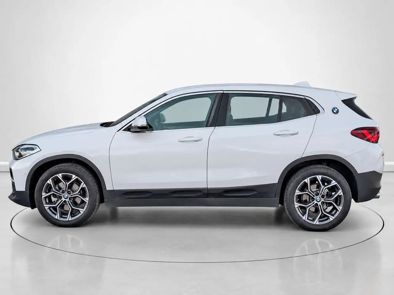 2023 BMW X2 sDrive 18iA, photograph 6