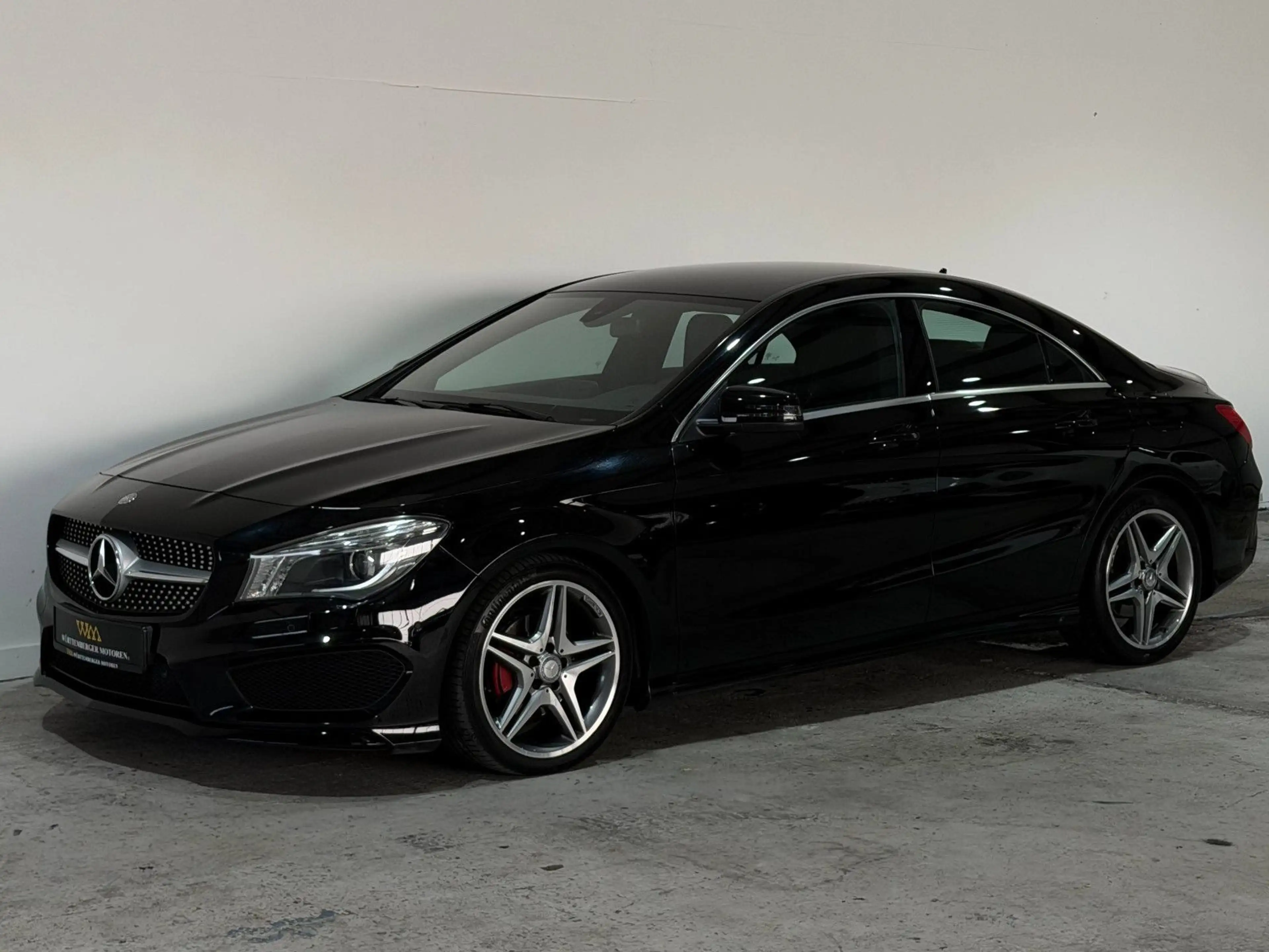 Mercedes-Benz CLA 180 Street Style*AMG-LINE*Bi-XENON*NAVI*LED* — photo 10