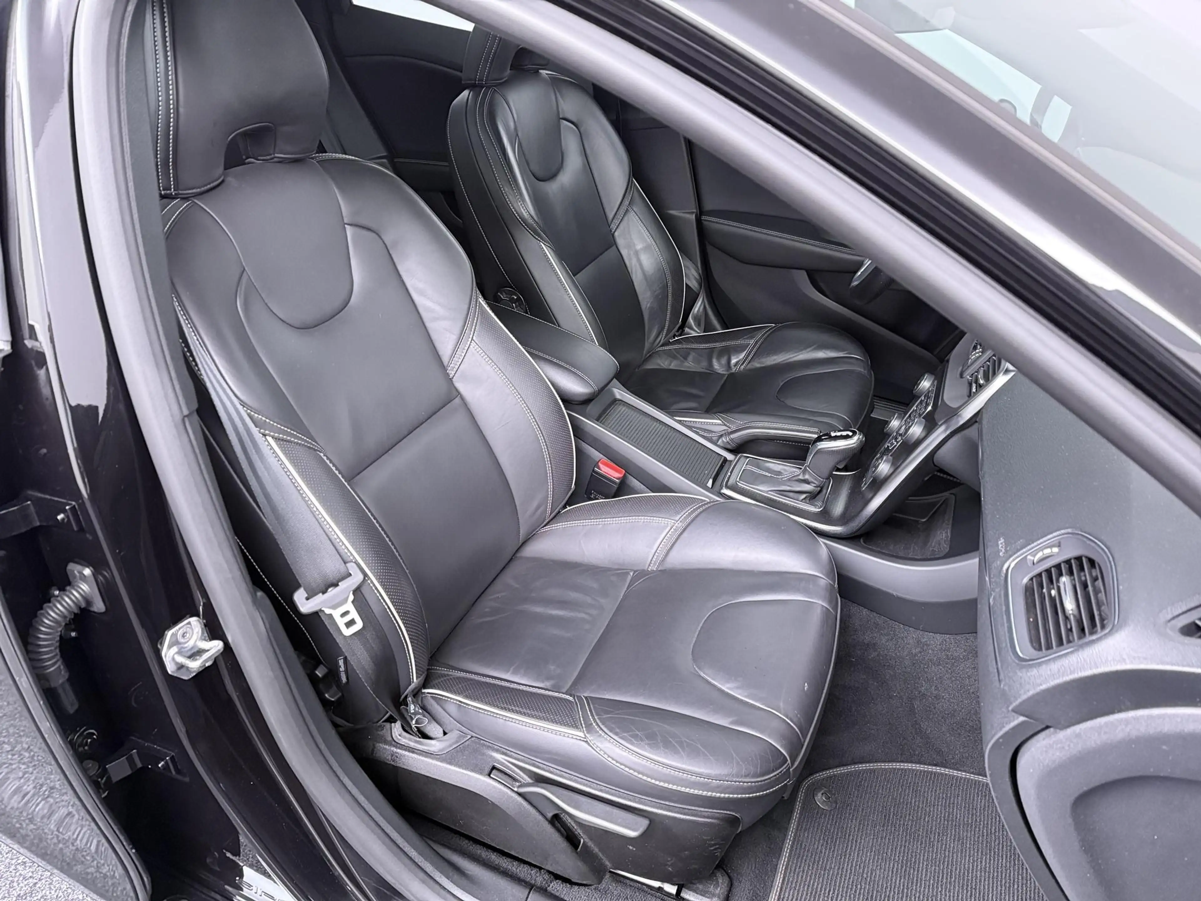 Volvo V40 1.5 T3 Polar+ Sport Automaat ACC | Panodak | Leder — photo 37