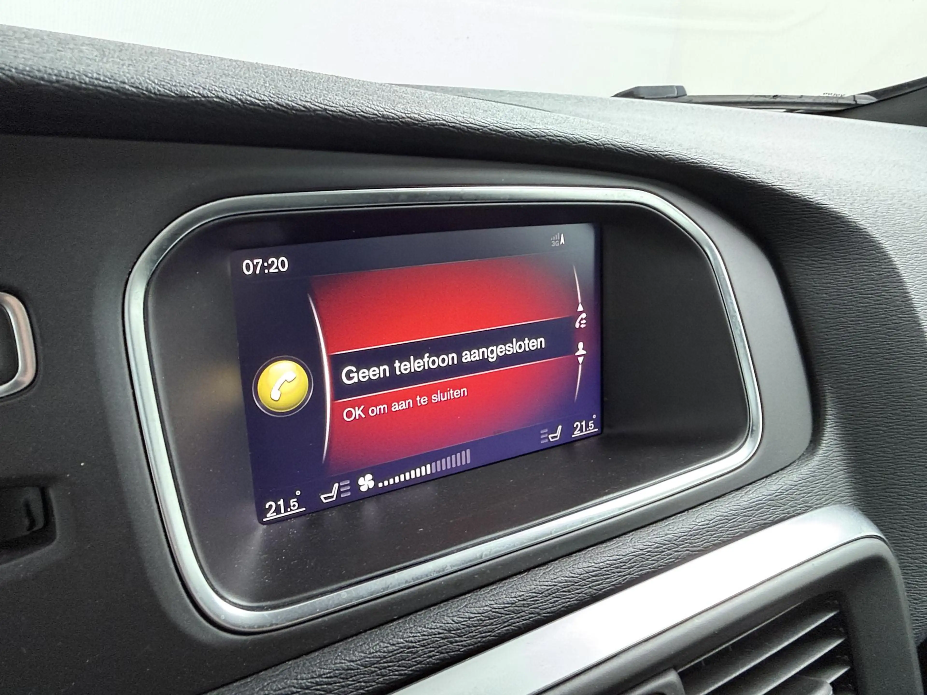 Volvo V40 1.5 T3 Polar+ Sport Automaat ACC | Panodak | Leder — photo 18