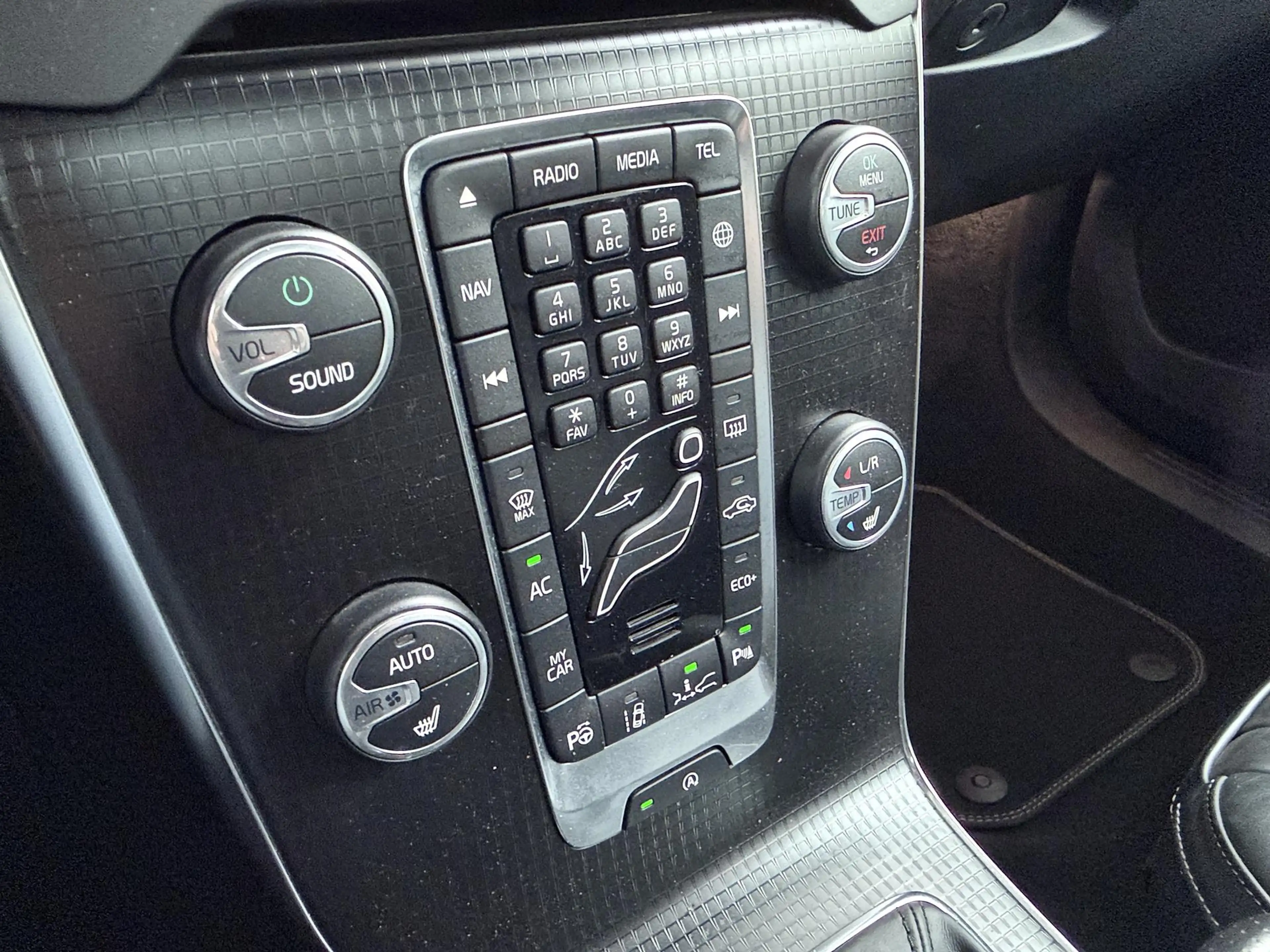 Volvo V40 1.5 T3 Polar+ Sport Automaat ACC | Panodak | Leder — photo 25