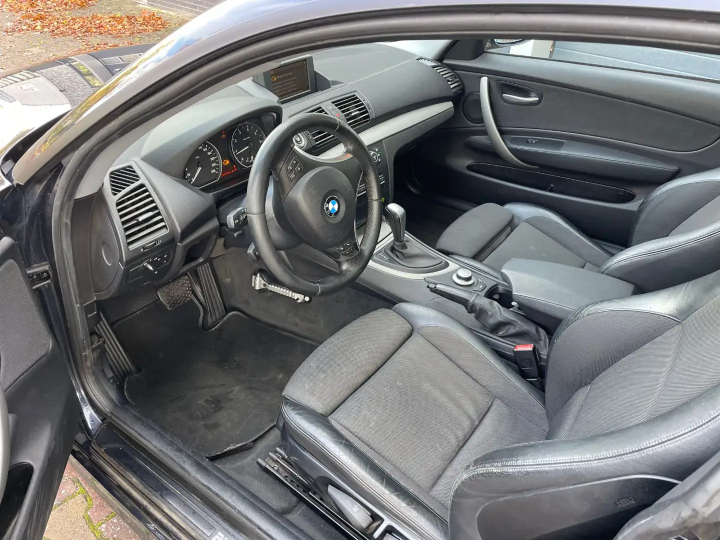 BMW 118 1 SERIE 118I BUSINESS LINE Blau - 2