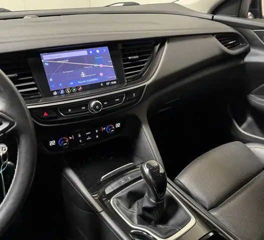 Opel Insignia view 12