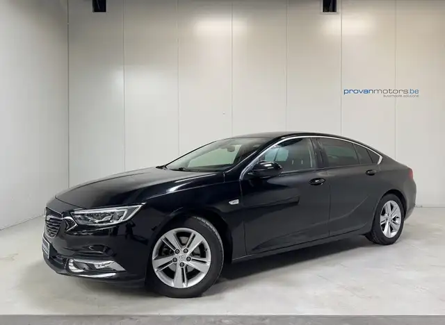 Opel Insignia view 4