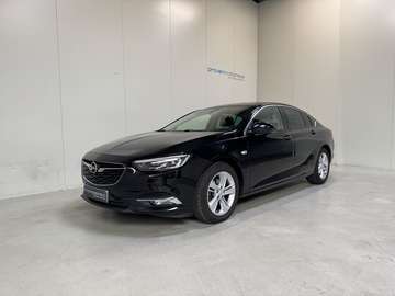 Grand Sports Tourer 1.5 Benzine Man. - GPS - To...