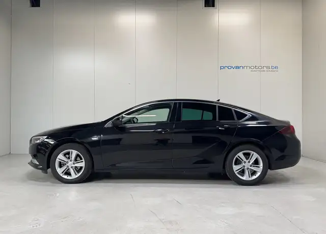 Opel Insignia view 8
