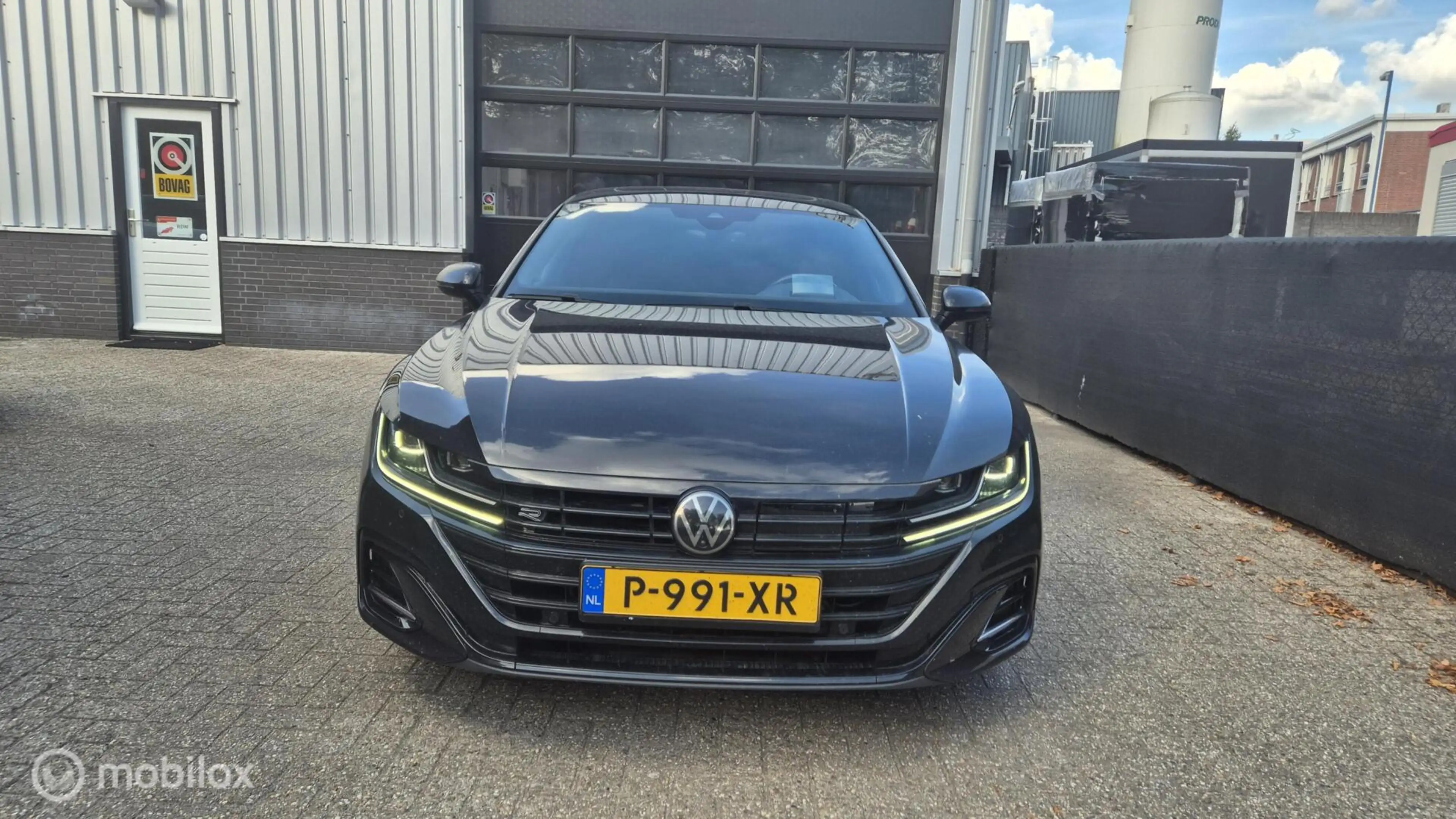 Volkswagen Arteon Shooting Brake 1.4 TSI eHybrid R-Line, pan — photo 4