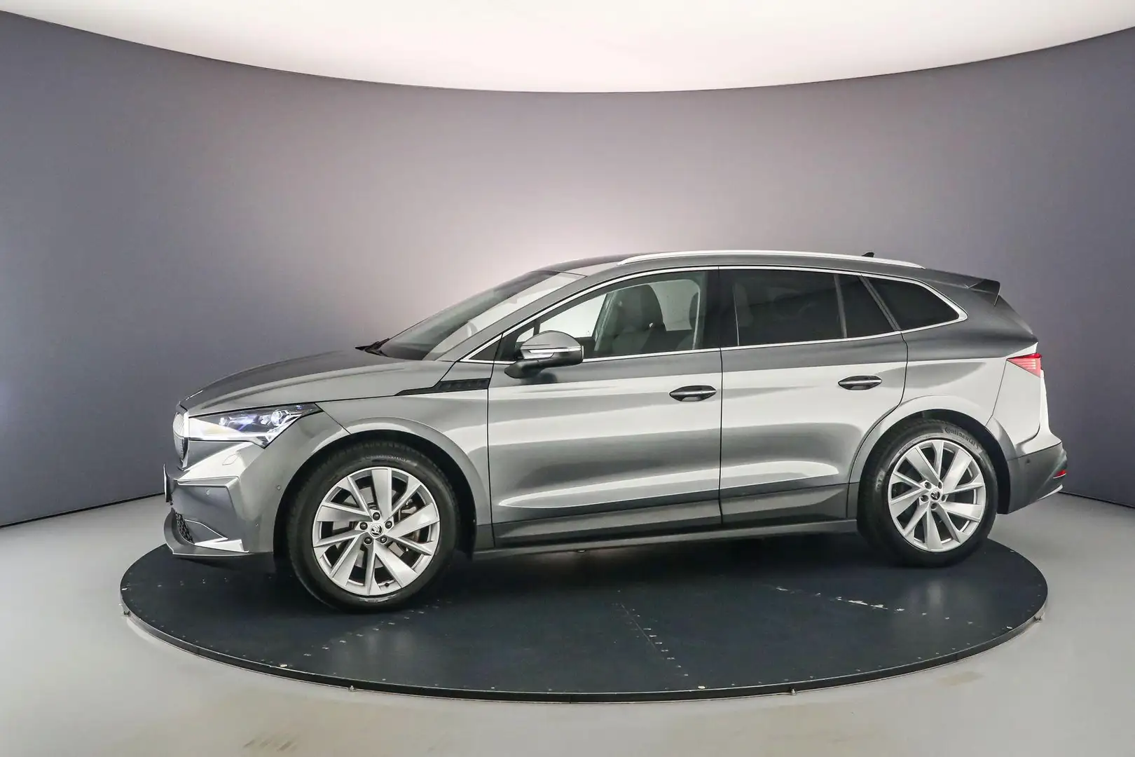 Skoda Enyaq iV 80 204pk Automaat Warmtepomp, Achteruitrijcamer Grijs - 2