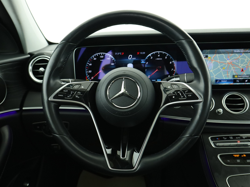 Mercedes-Benz E 450 4M AHK*Multibeam*SDach*HUD*Memory*Airmatic — photo 11