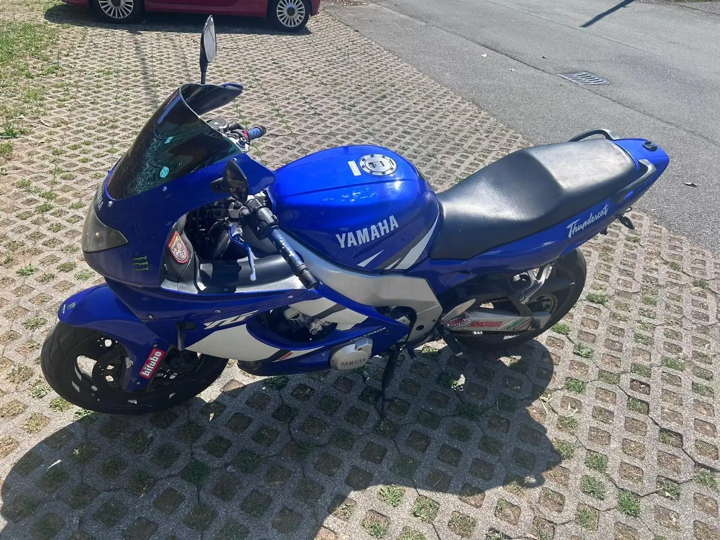 Yamaha YZF 600 thundercat Mavi - 1