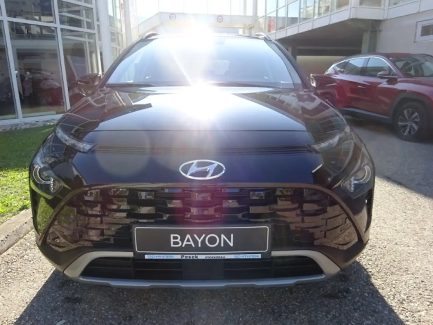 Hyundai BAYON Bayon i-Line Plus 1,2 MPI Schwarz - 2