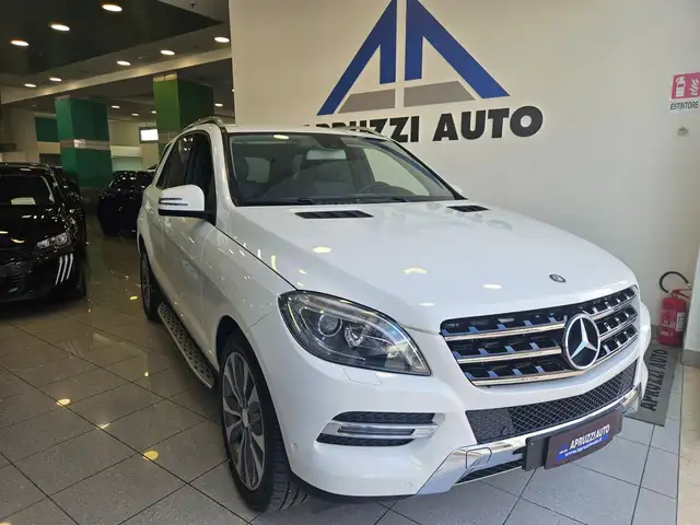 Mercedes-Benz ML 250 Sport 4matic auto RETROCAMERA NAVIGATORE SENSORI