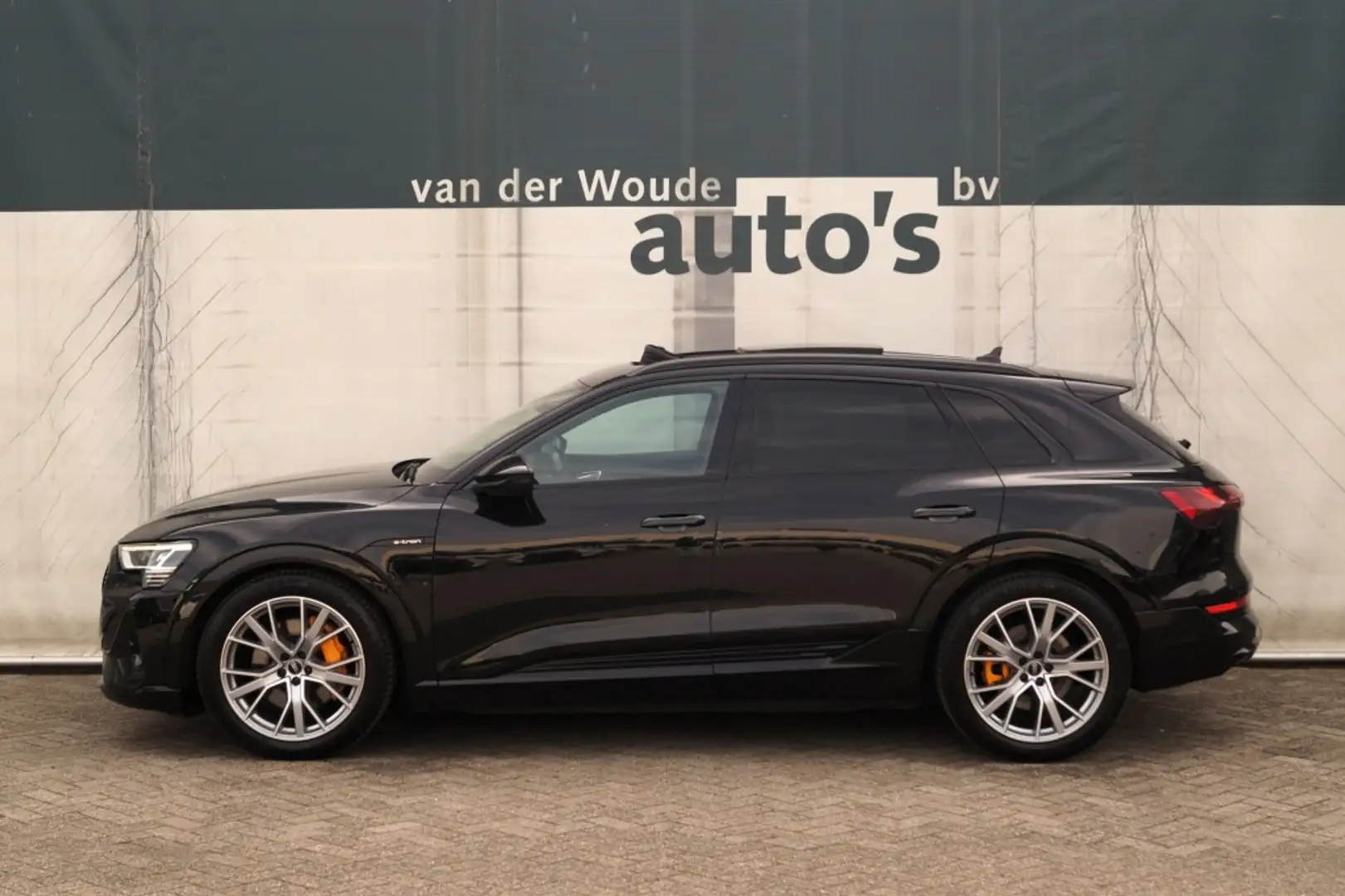 Audi e-tron 55 Quattro 95kWh S-Line -PANO-ECC-NAVI-PDC- Schwarz - 1