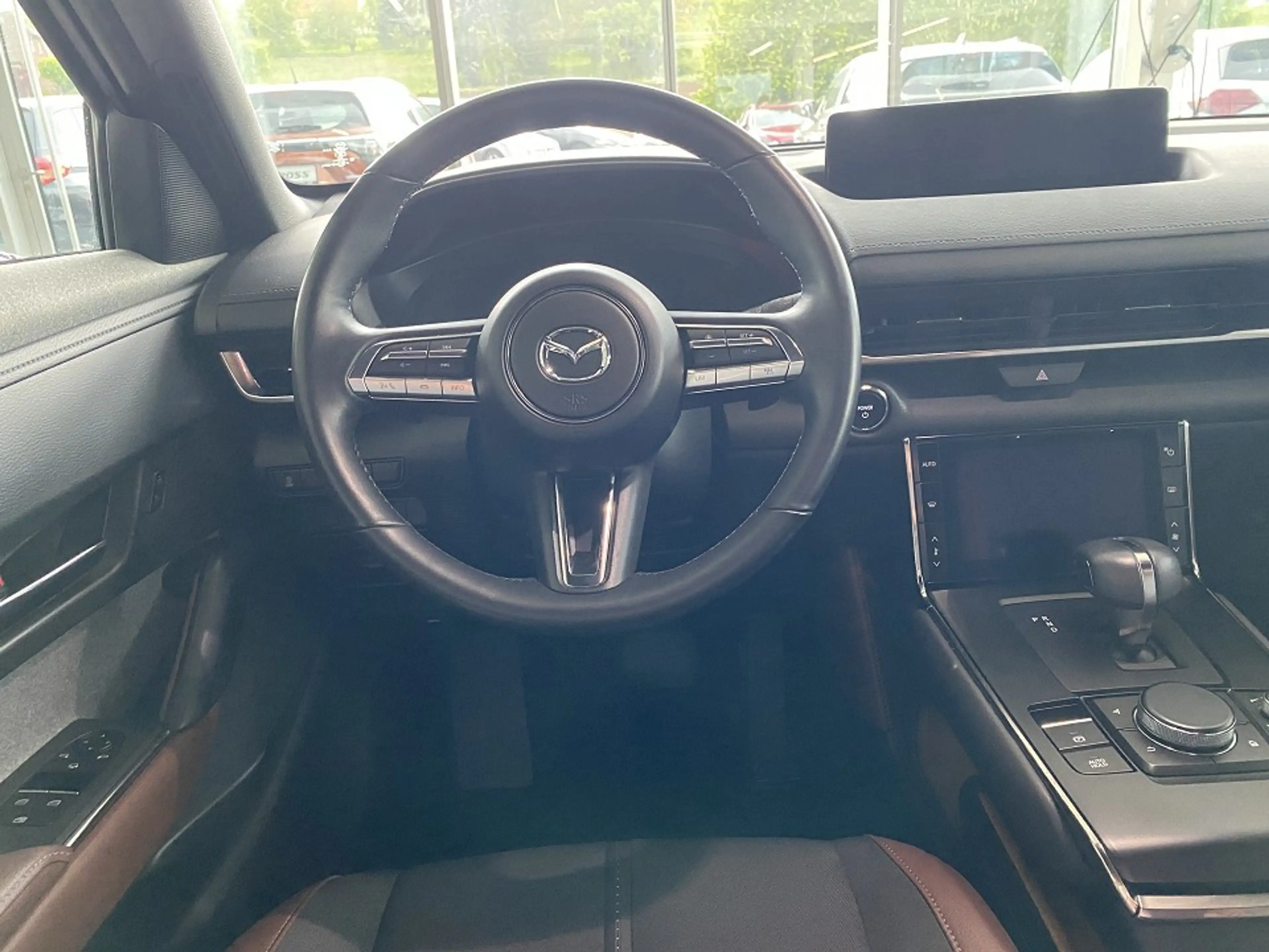 Mazda MX-30 EV Makoto Matrix, 360° — photo 3