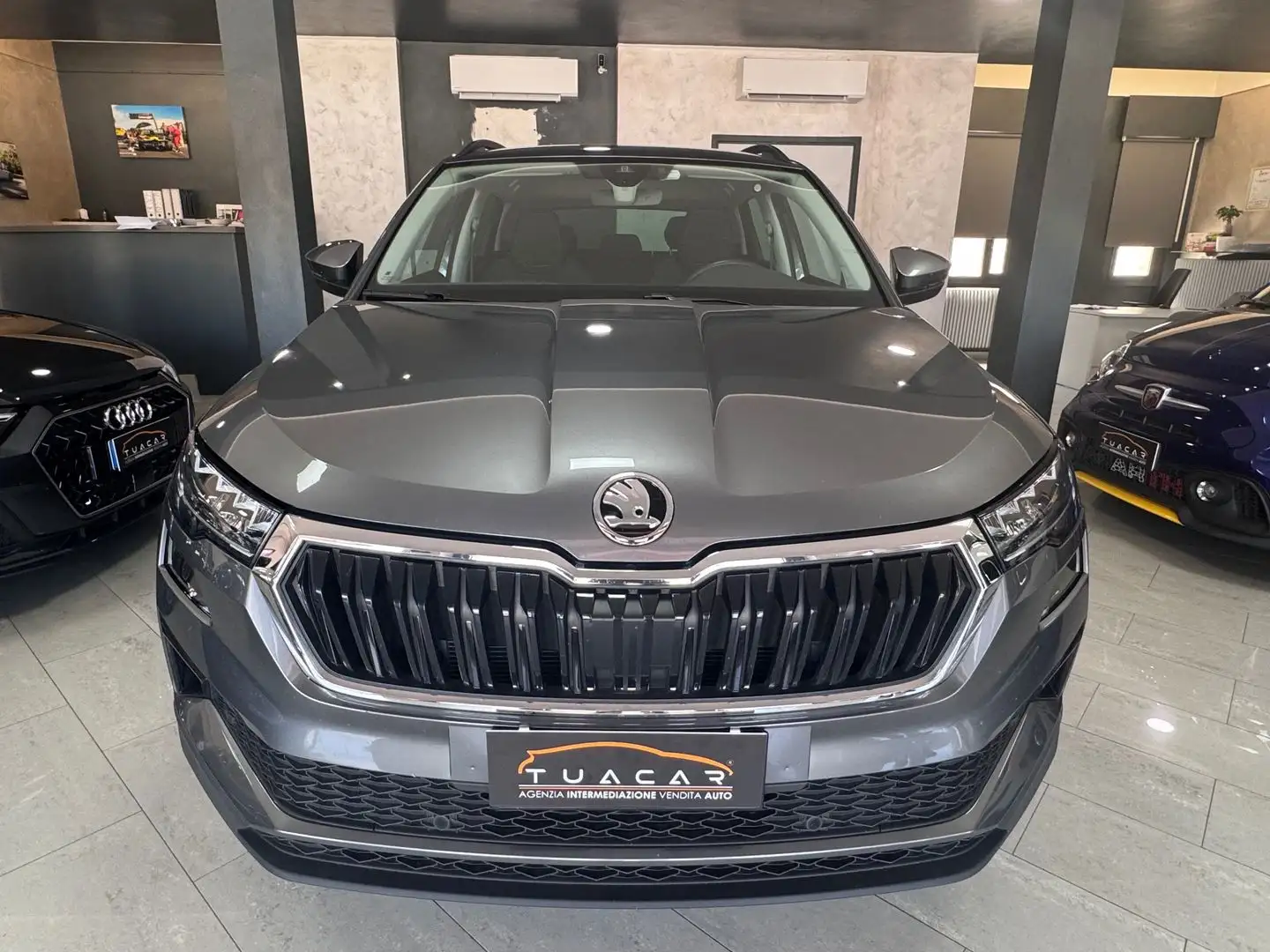 Skoda Karoq 2.0 TDI Style 4x4 Grigio - 2