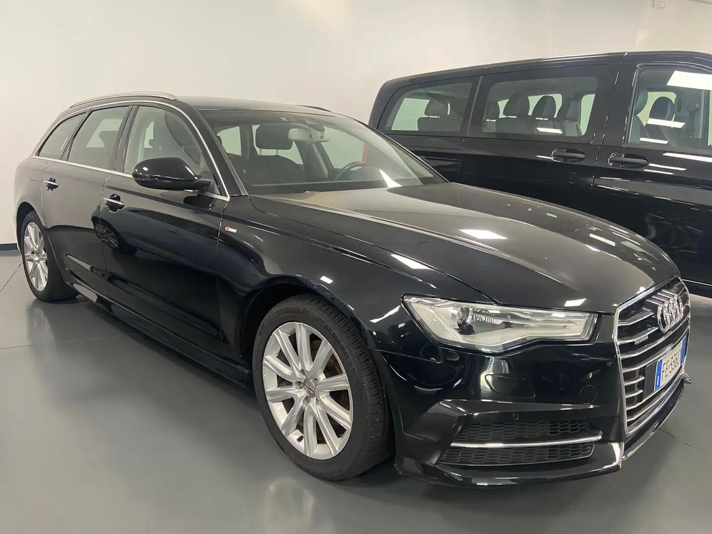 Audi A6 A6 Avant 2.5 tdi 140cv auto Noir - 1