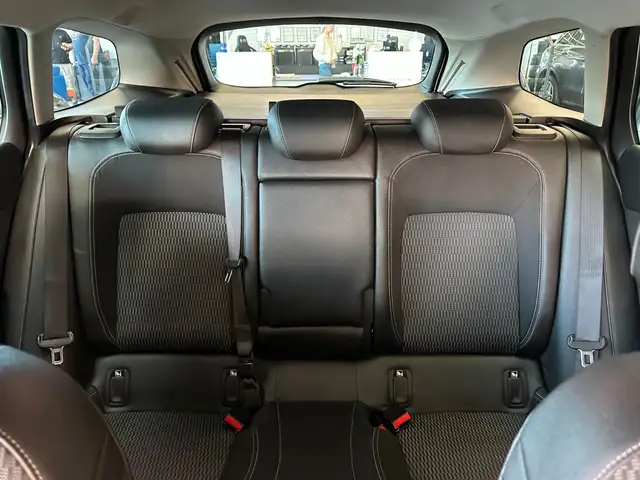 Opel Insignia view 11