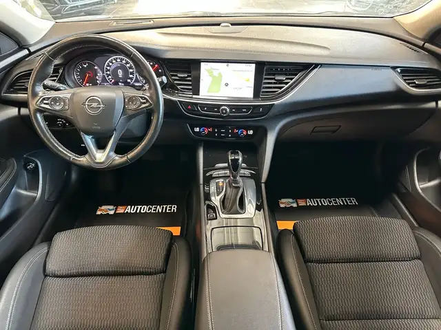 Opel Insignia view 7