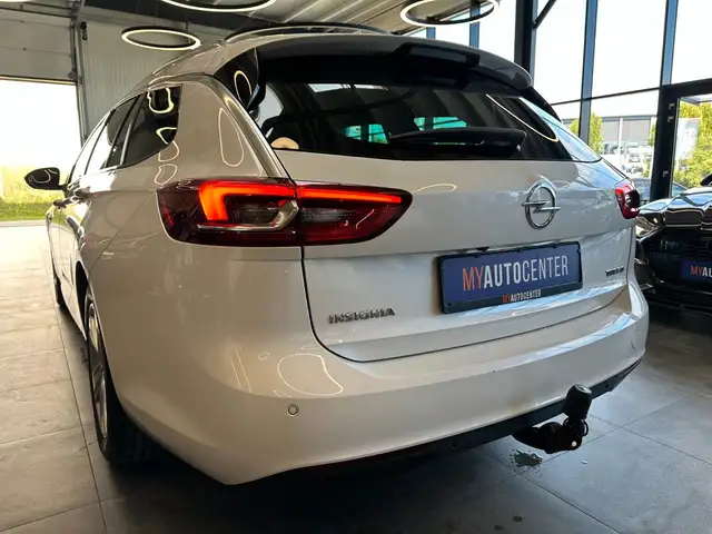 Opel Insignia view 6