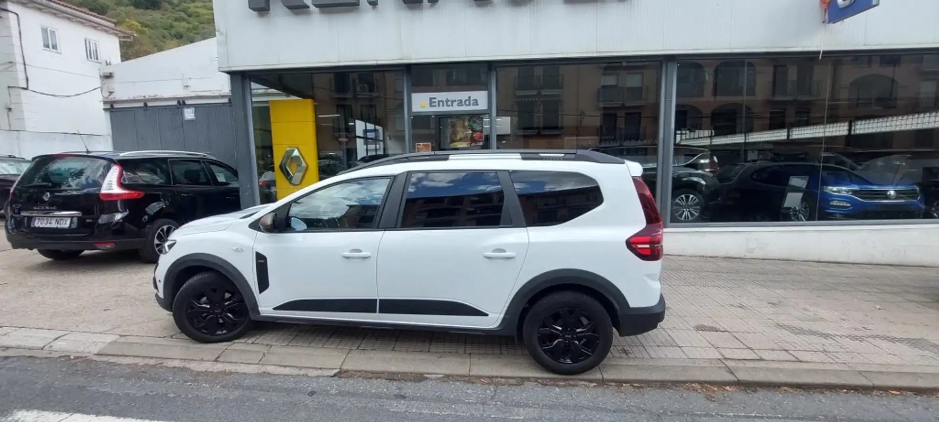 Dacia Jogger Hybrid Extreme Go 5pl. Blanc - 1