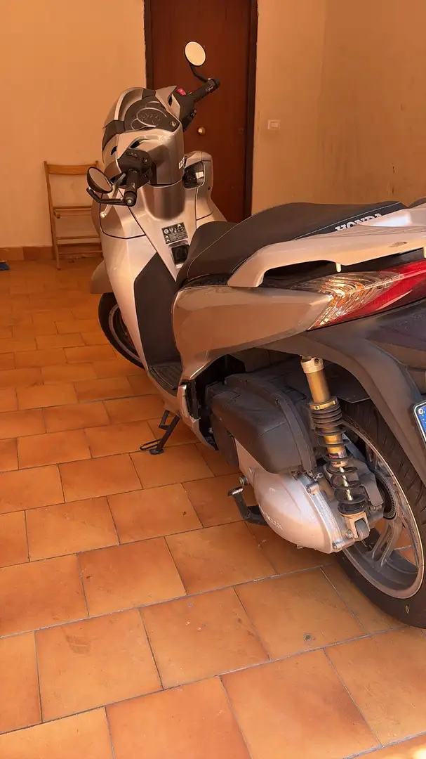 Honda SH 300 abs - 2