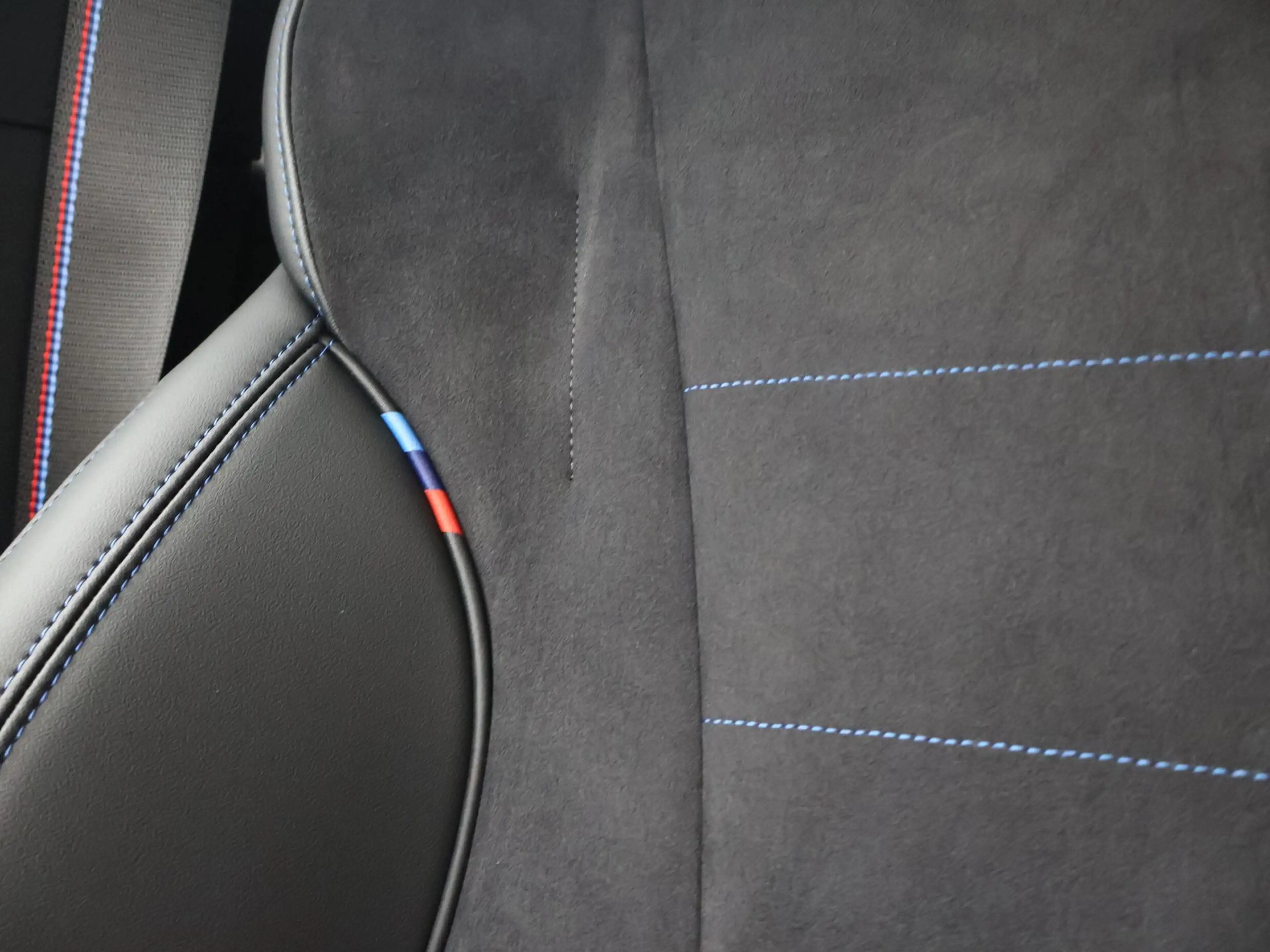 BMW iX1 eDrive20 67 kWh M-SPORT *46 KM NIEUW* + PANORAMA | — photo 25