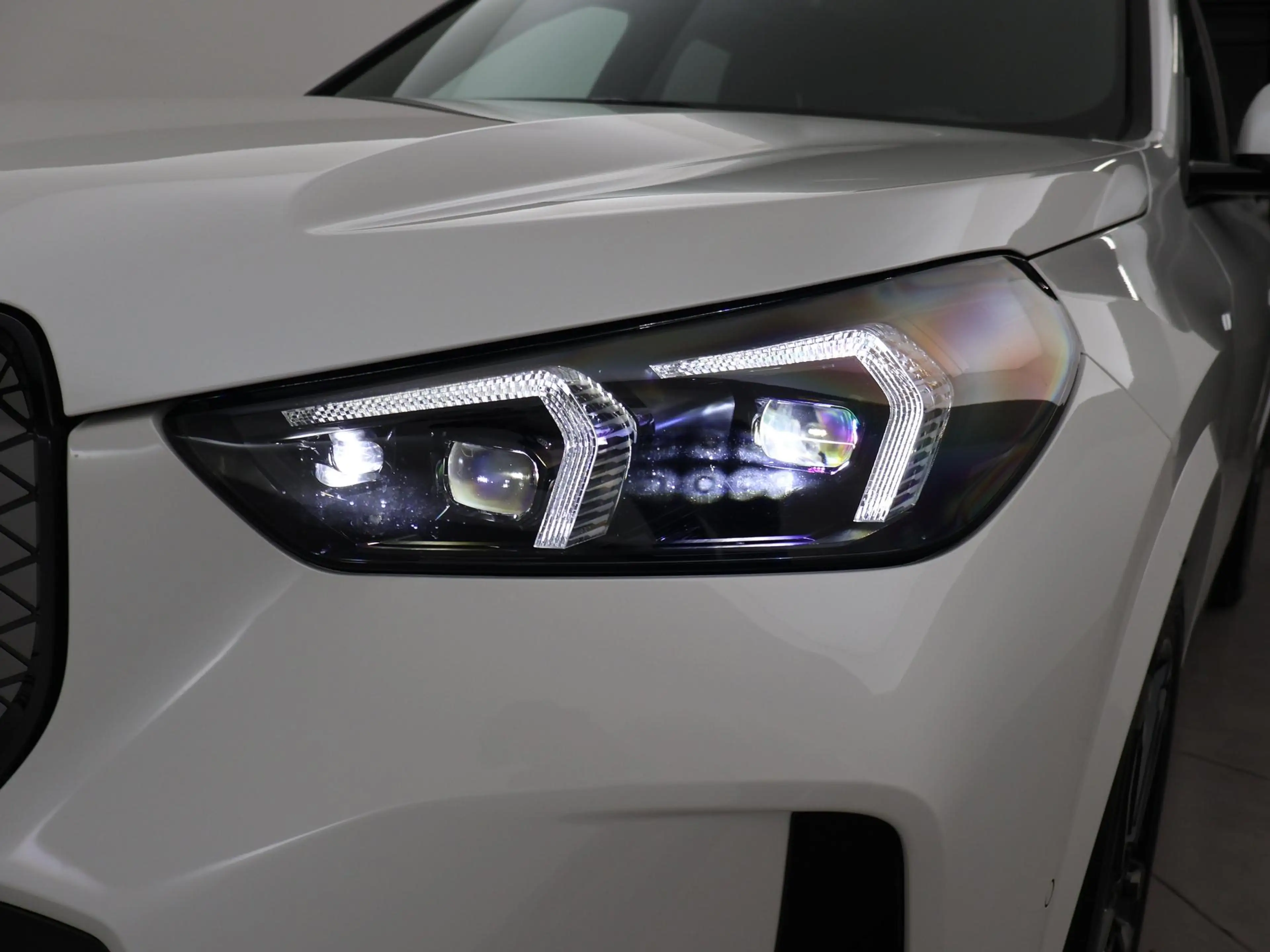 BMW iX1 eDrive20 67 kWh M-SPORT *46 KM NIEUW* + PANORAMA | — photo 16