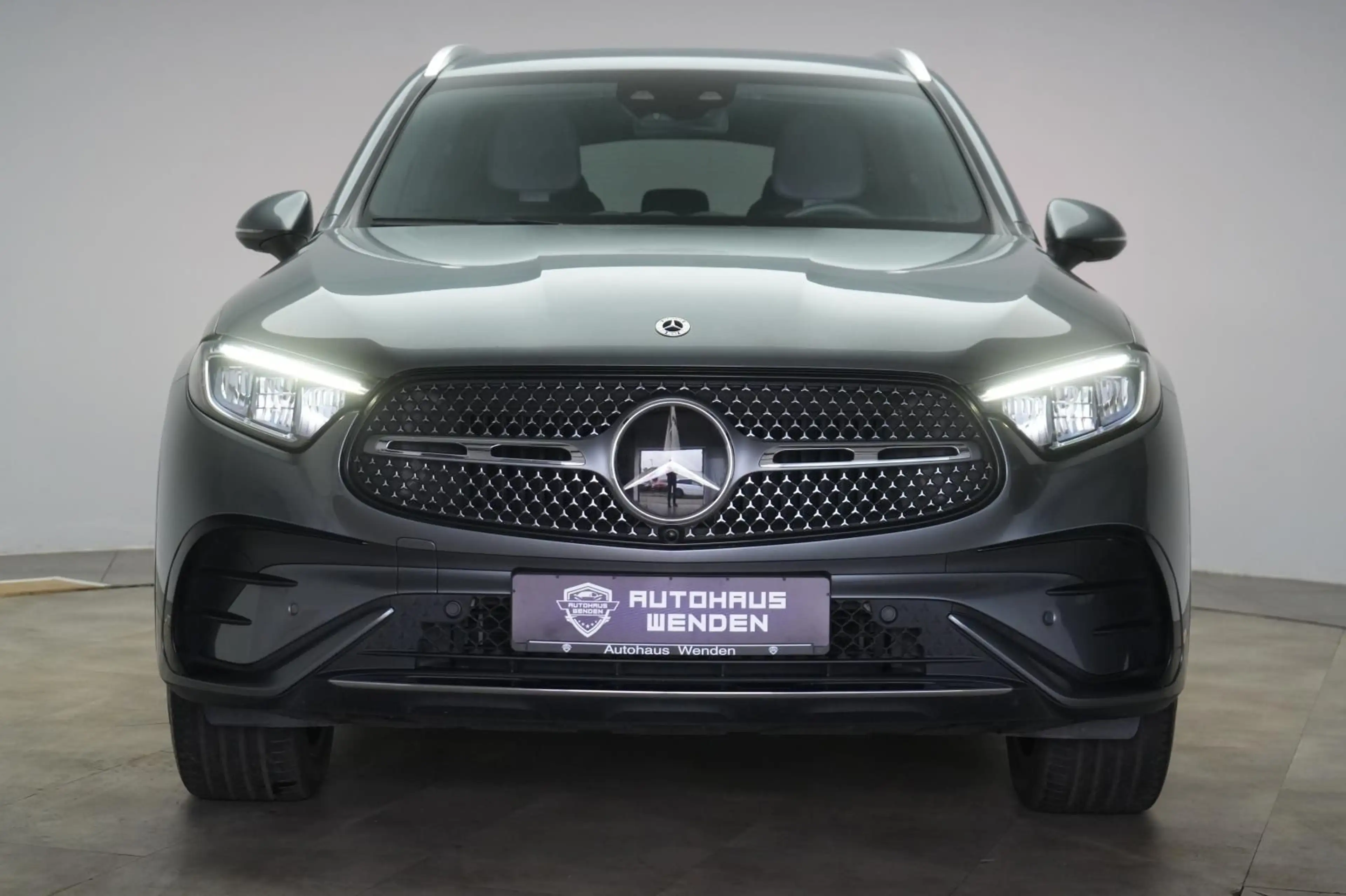 Mercedes-Benz GLC 300 de 4Matic AMG Line AHK/Leder/Kamera — photo 2