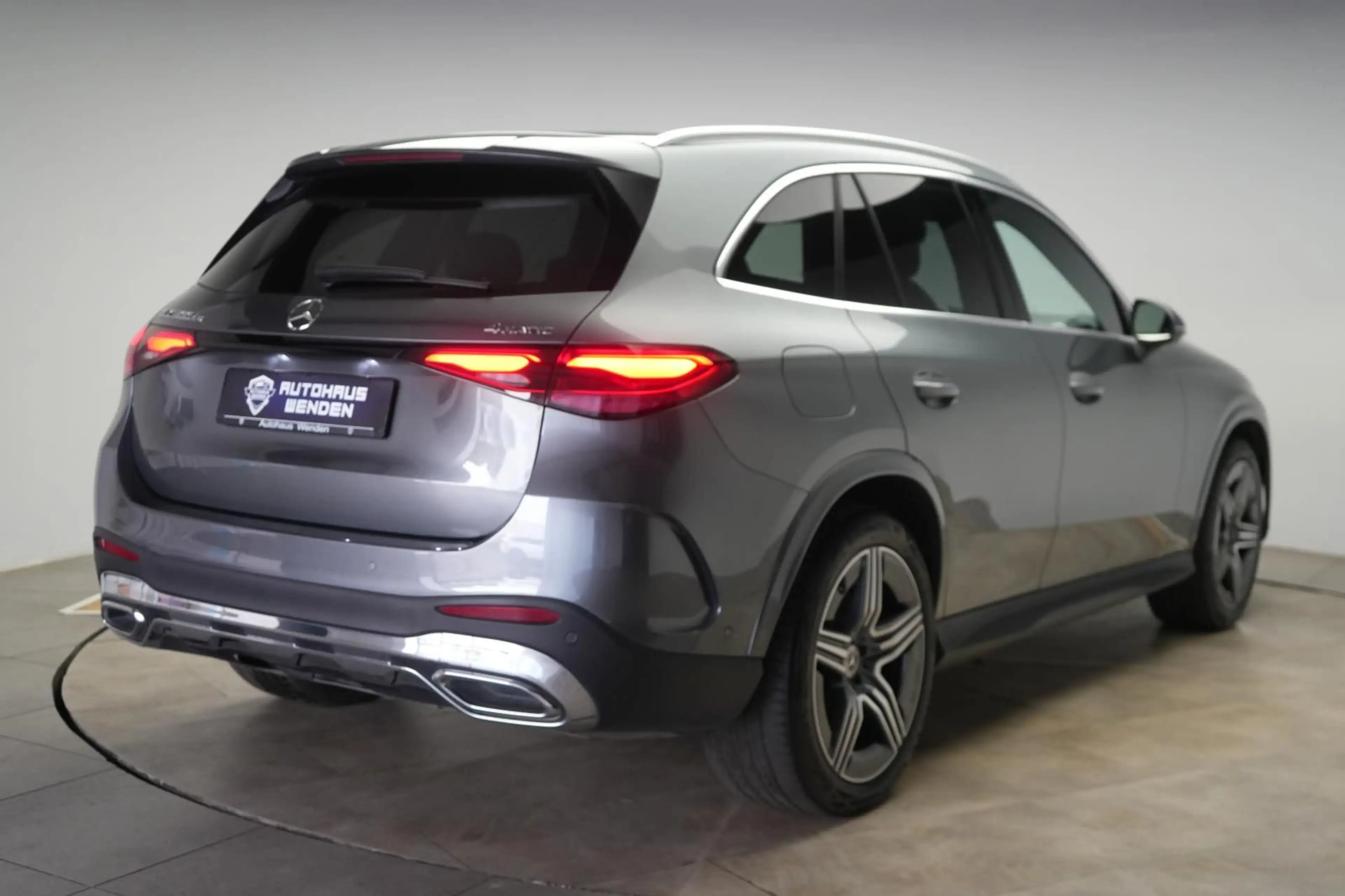 Mercedes-Benz GLC 300 de 4Matic AMG Line AHK/Leder/Kamera — photo 5