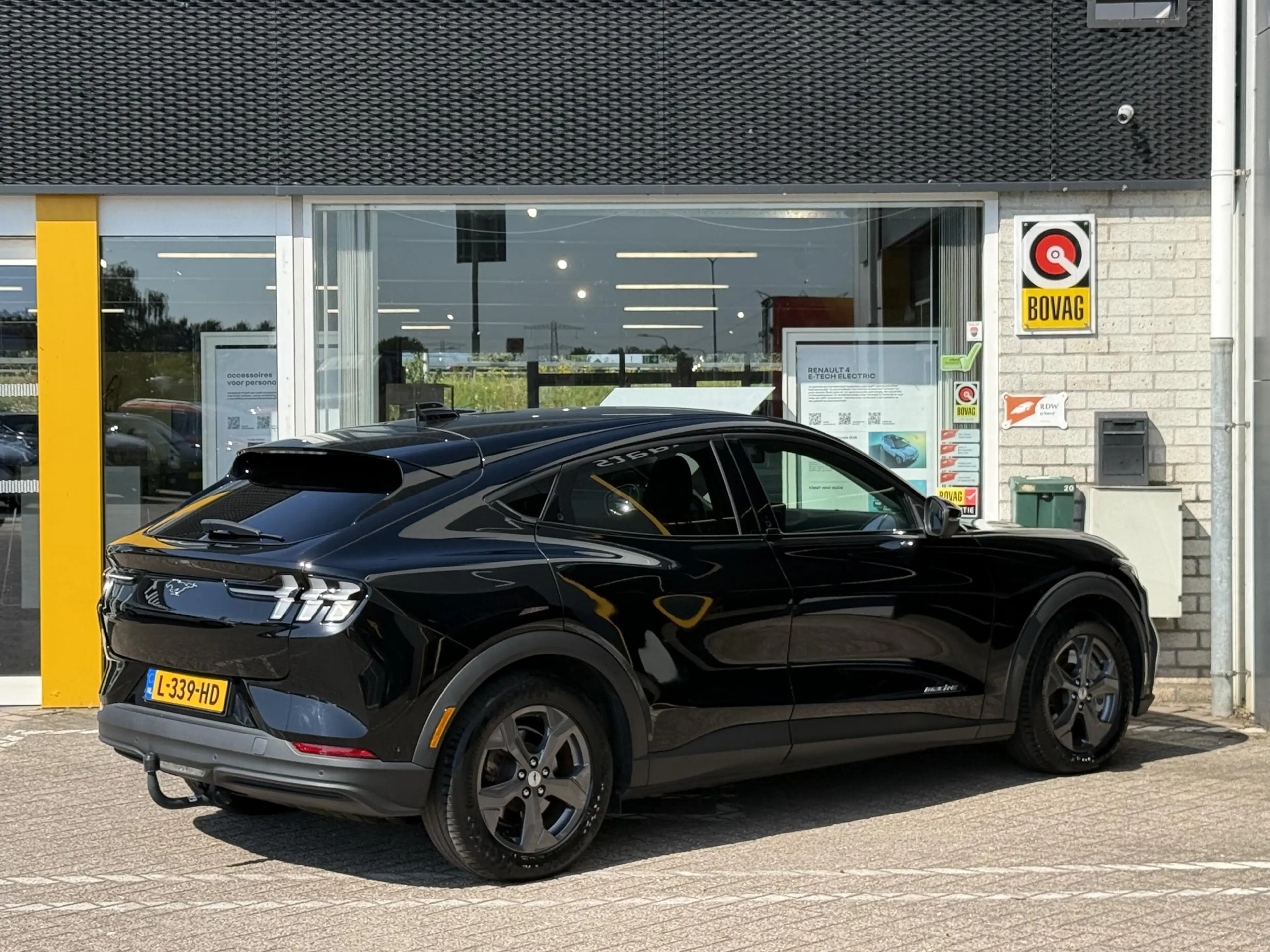 Ford Mustang Mach-E Extended RWD 98 kWh | NAP | Technology Pack Plus | — photo 29