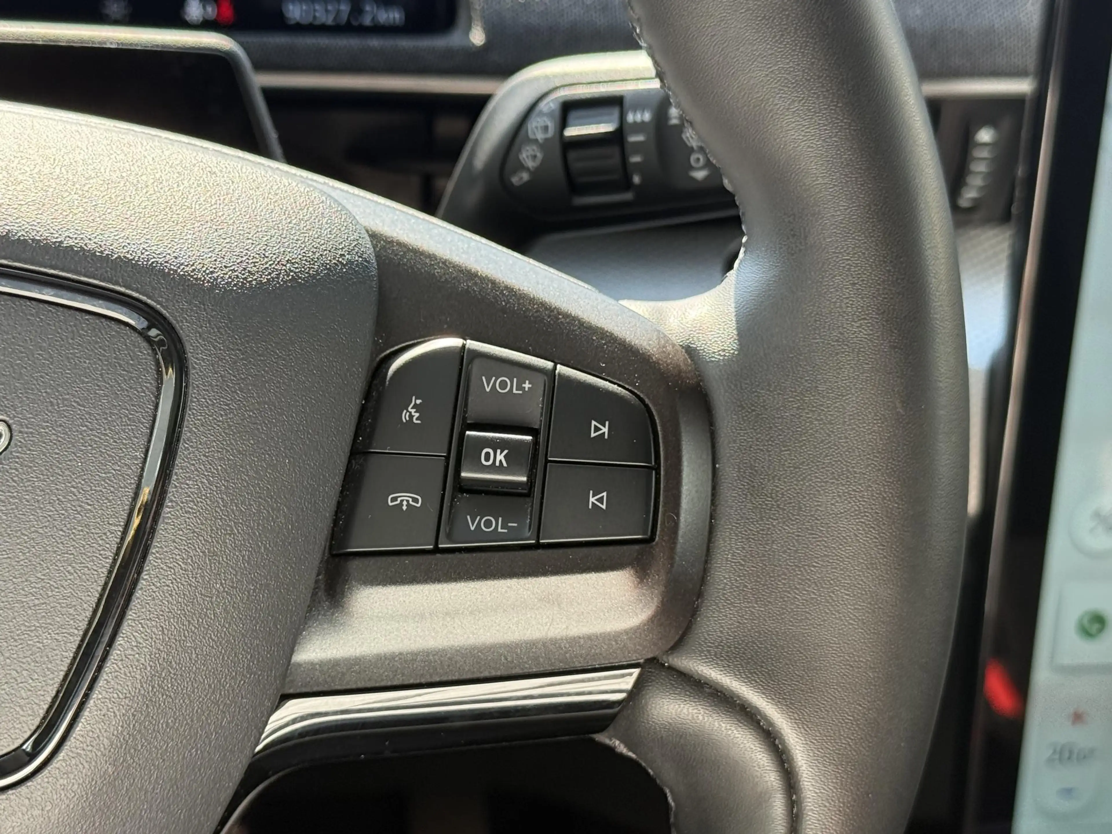Ford Mustang Mach-E Extended RWD 98 kWh | NAP | Technology Pack Plus | — photo 18