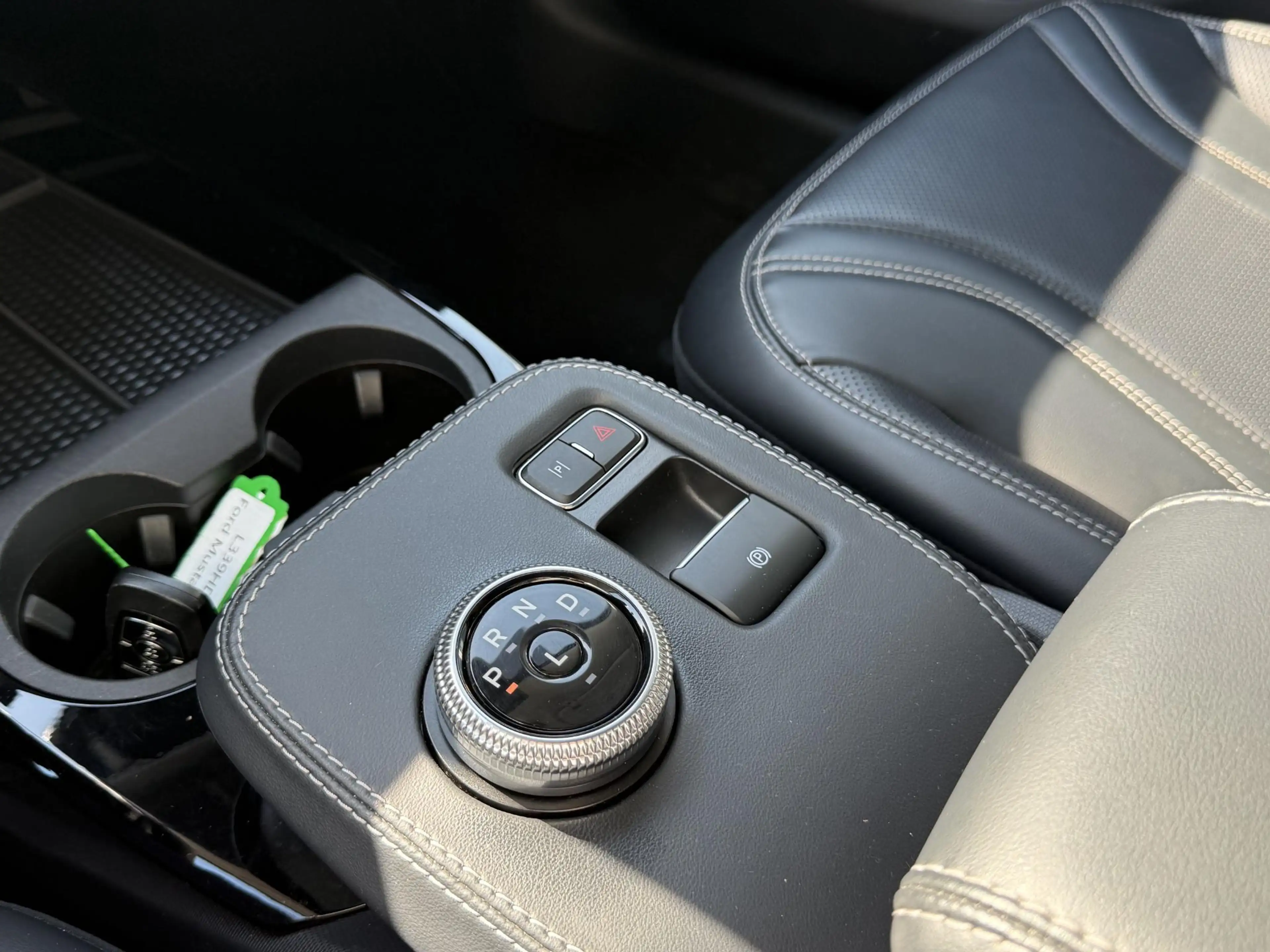 Ford Mustang Mach-E Extended RWD 98 kWh | NAP | Technology Pack Plus | — photo 24