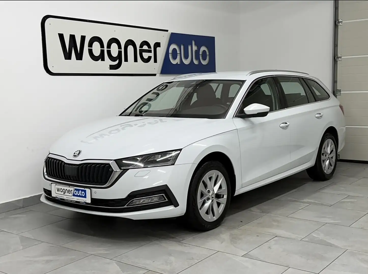 Skoda Octavia Combi 2,0 TDI Style. Matrix LED/ACC/Navi/RFK Weiß - 2