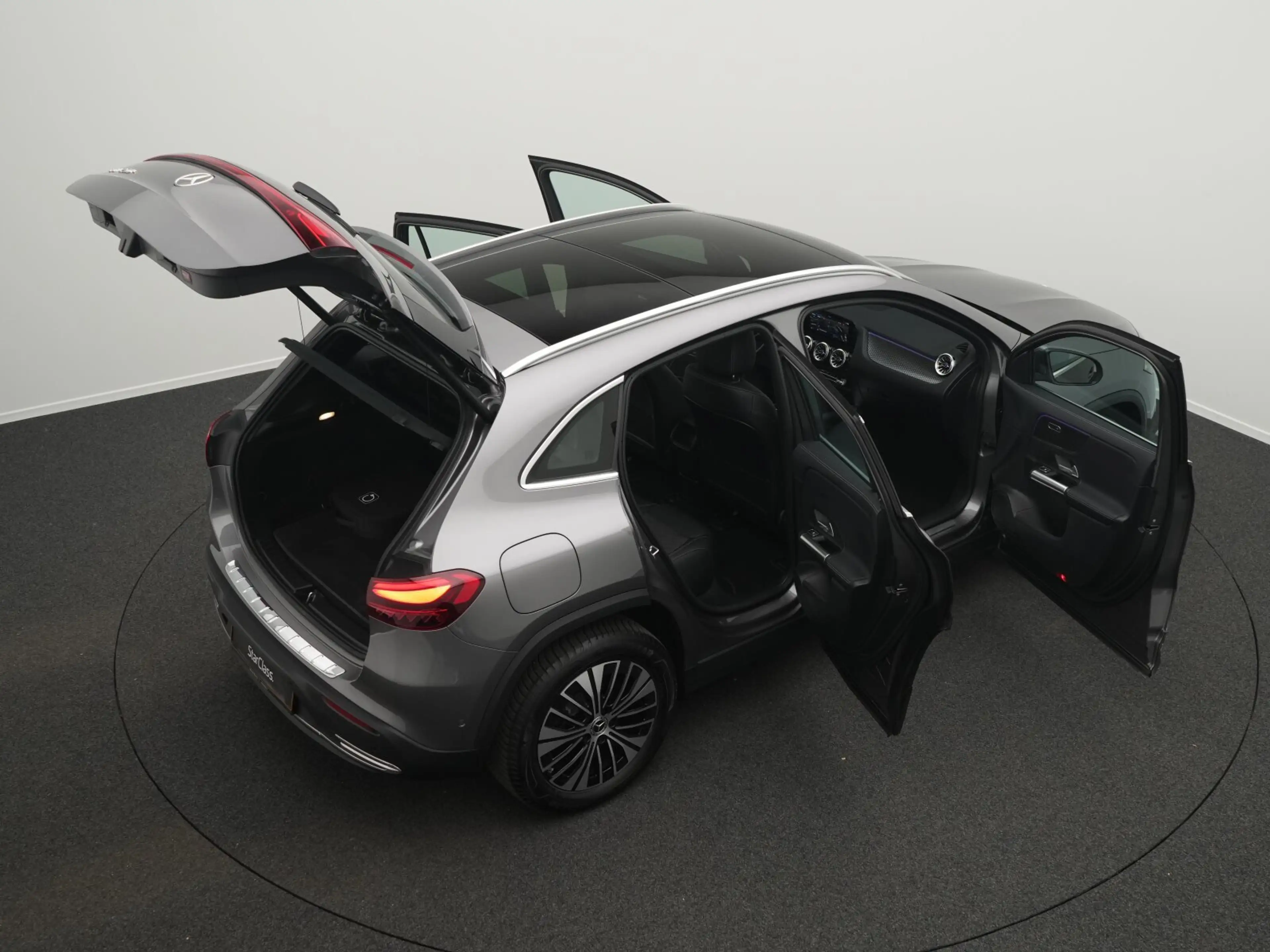 Mercedes-Benz EQA 250 EQA 250+ Pano+LED+EasyPack+Kamera Progressive Navi — photo 15