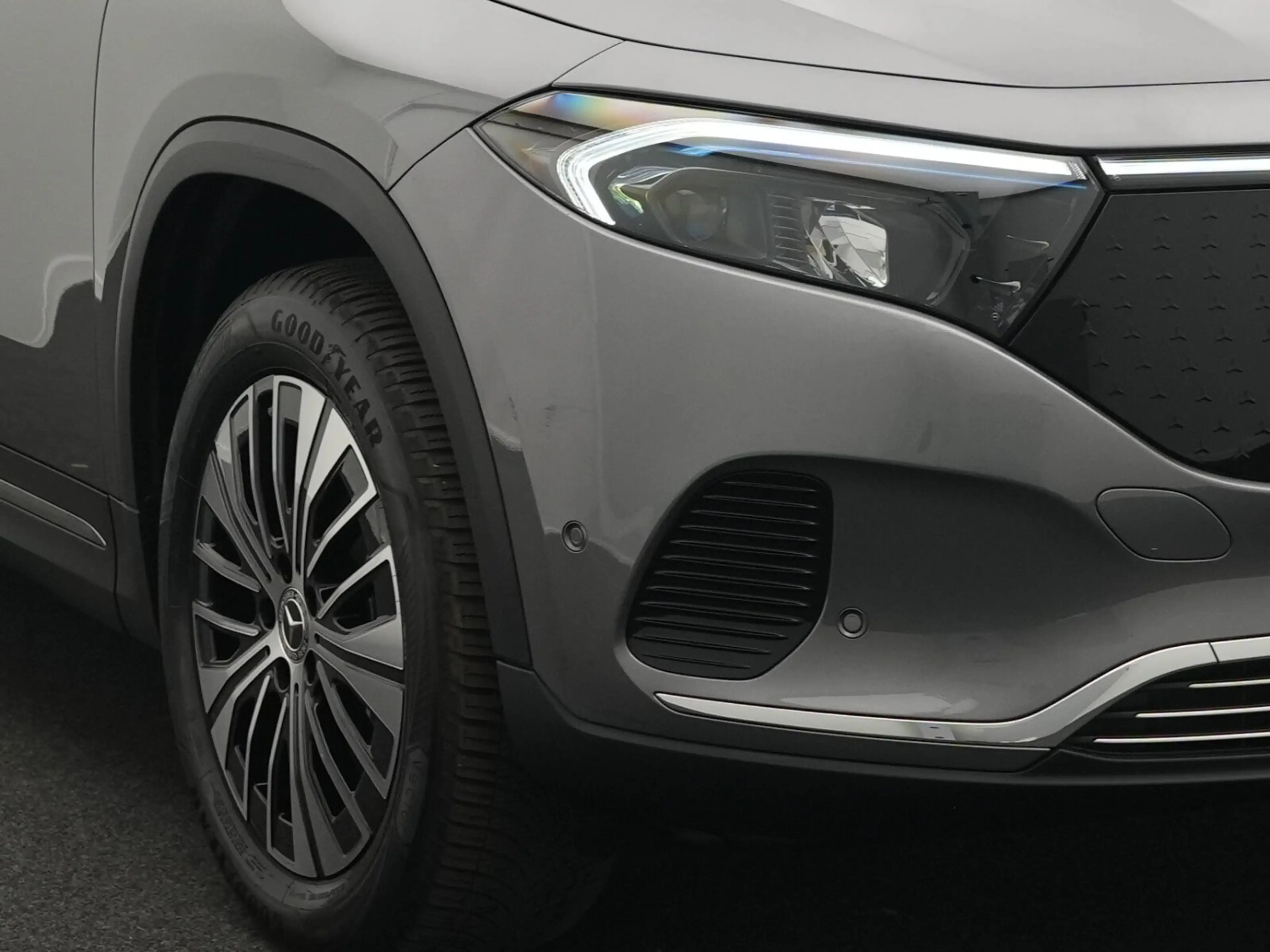Mercedes-Benz EQA 250 EQA 250+ Pano+LED+EasyPack+Kamera Progressive Navi — photo 9