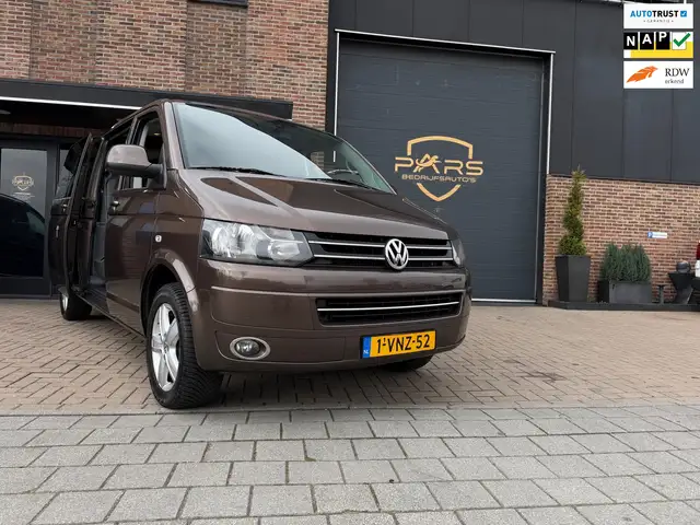 Volkswagen Transporter 2.0 TDI L2H1 LANG DC LIMITED EDITION Automaat 140P
